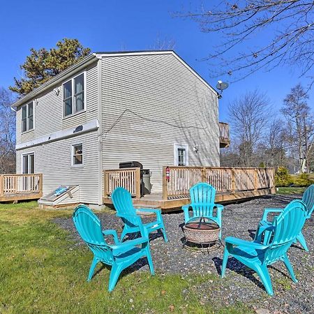 Peaceful Poconos Home With Lake And Pool Access! Long Pond Екстер'єр фото