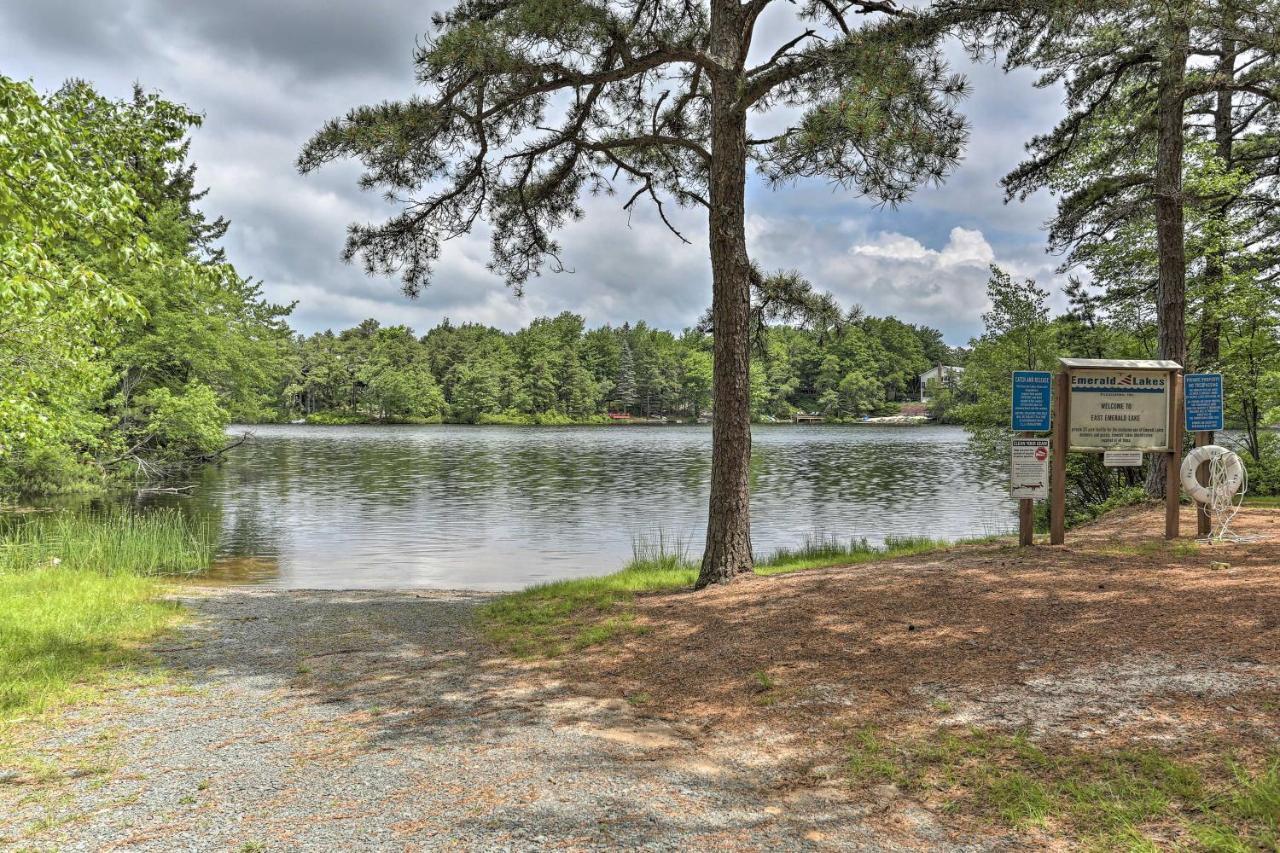 Peaceful Poconos Home With Lake And Pool Access! Long Pond Екстер'єр фото